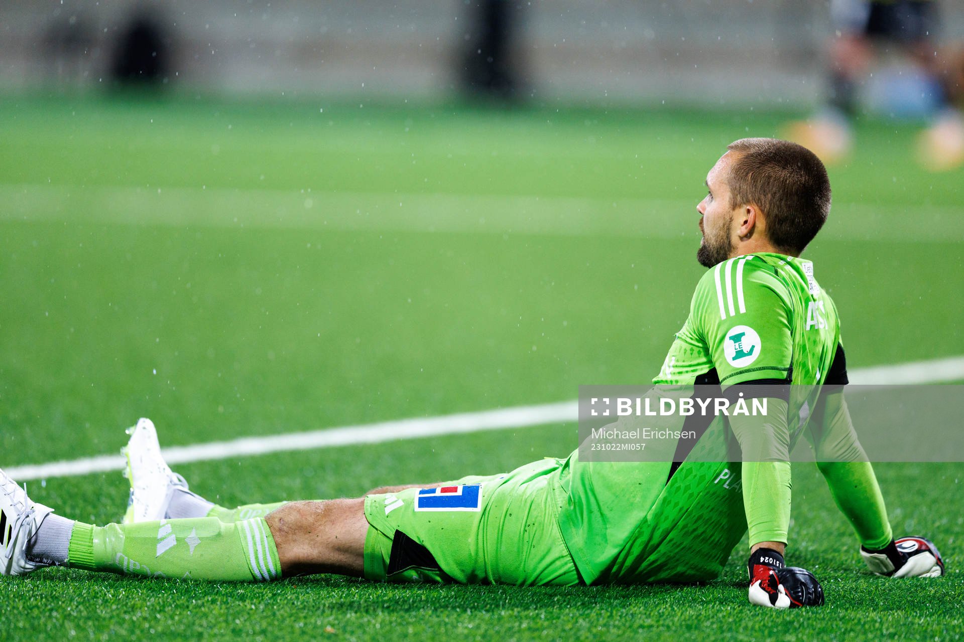 IFK Norrköpings målvakt Oscar Jansson deppar