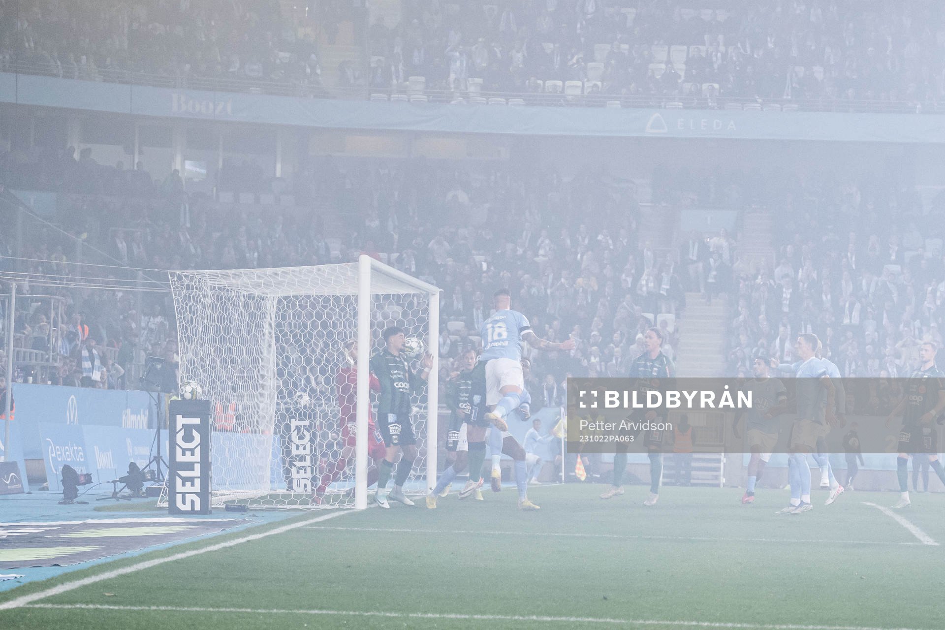 Varbergs Mads Borchers och Malmö FFs Pontus Jansson