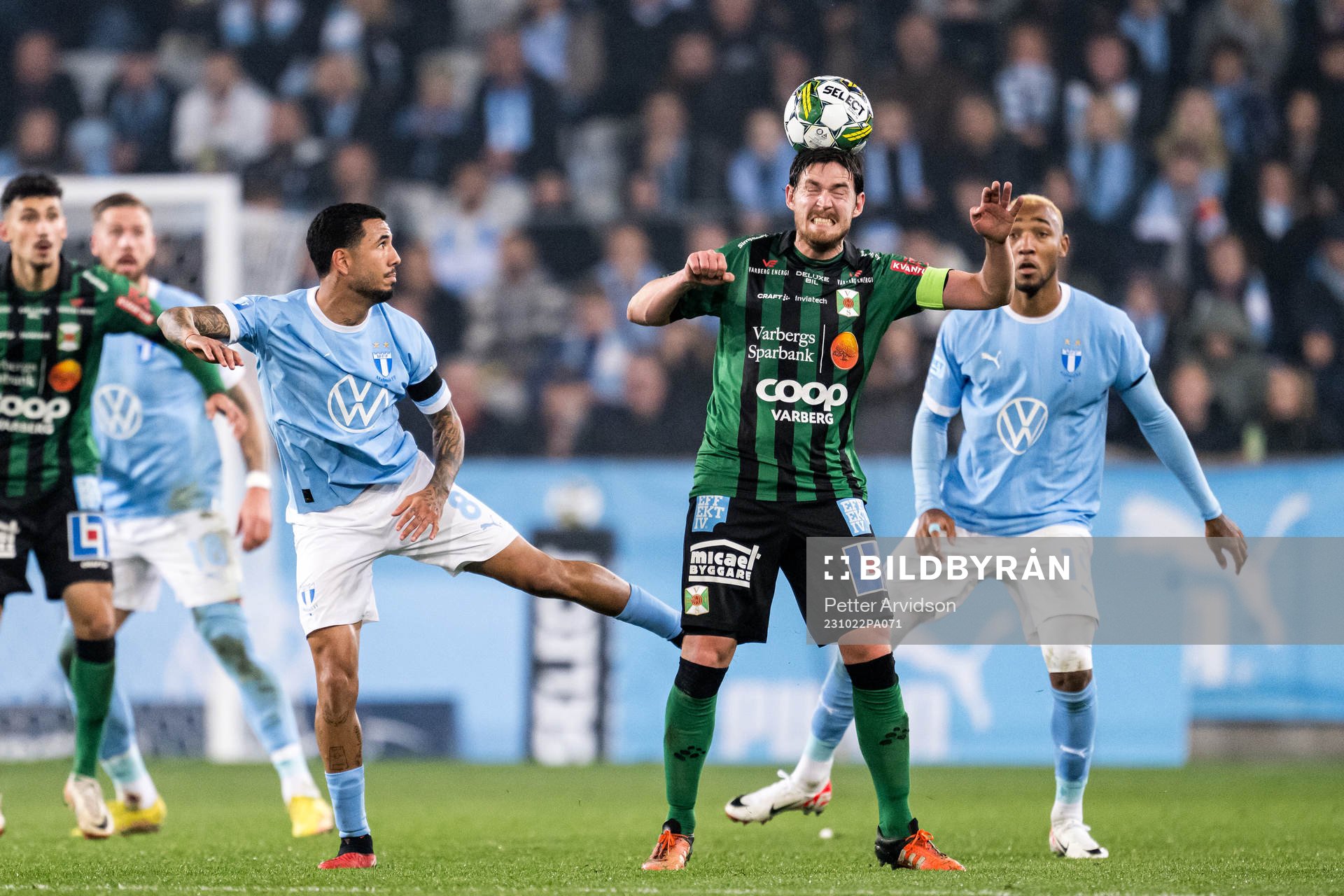 Malmö FFs Sergio Pena och Varbergs Robin Tranberg