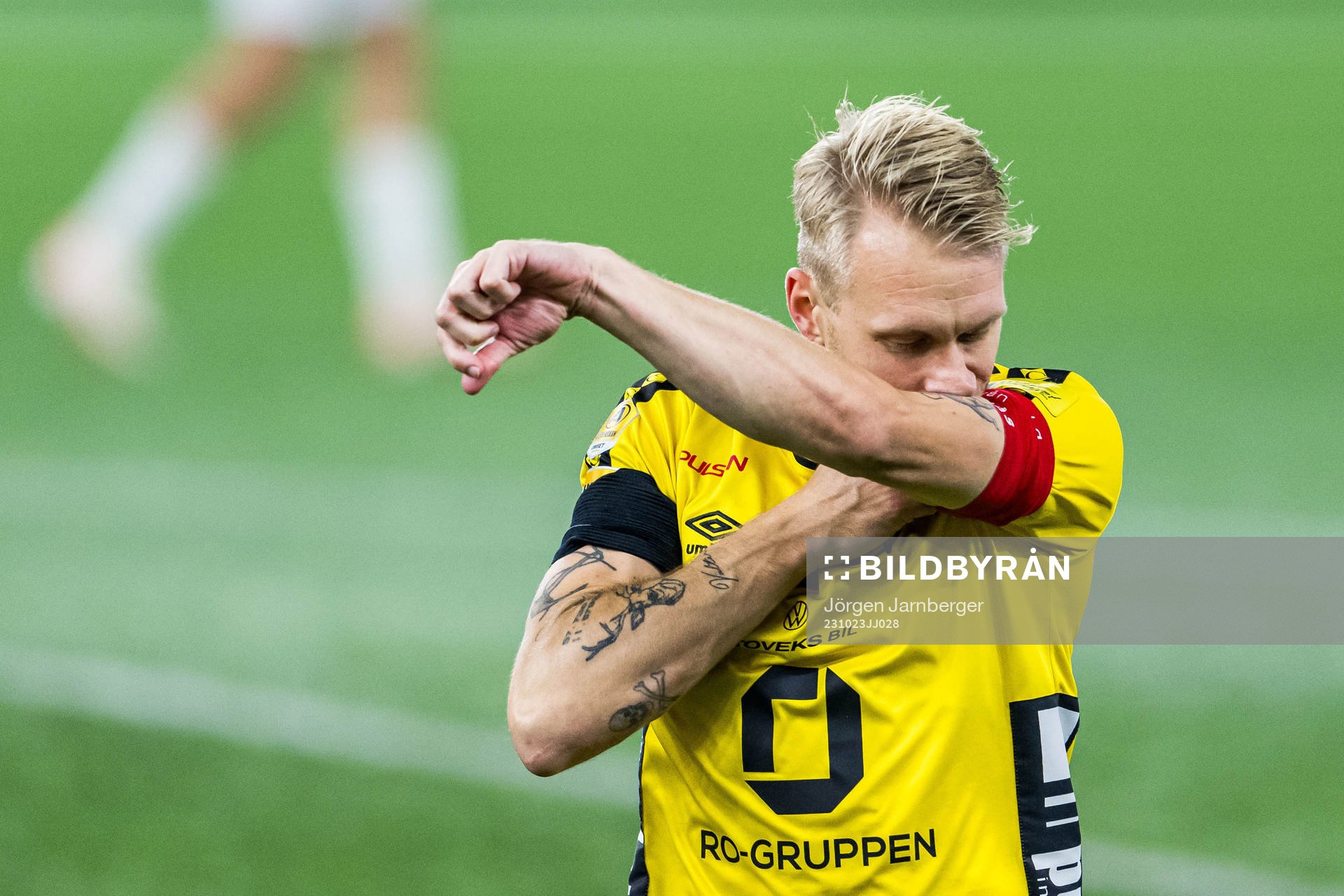 Elfsborgs Johan Larsson jublar