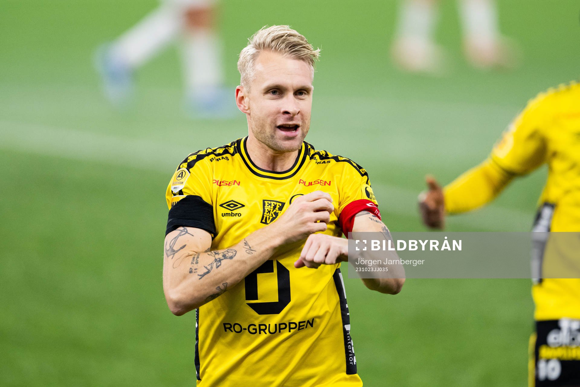 Elfsborgs Johan Larsson jublar