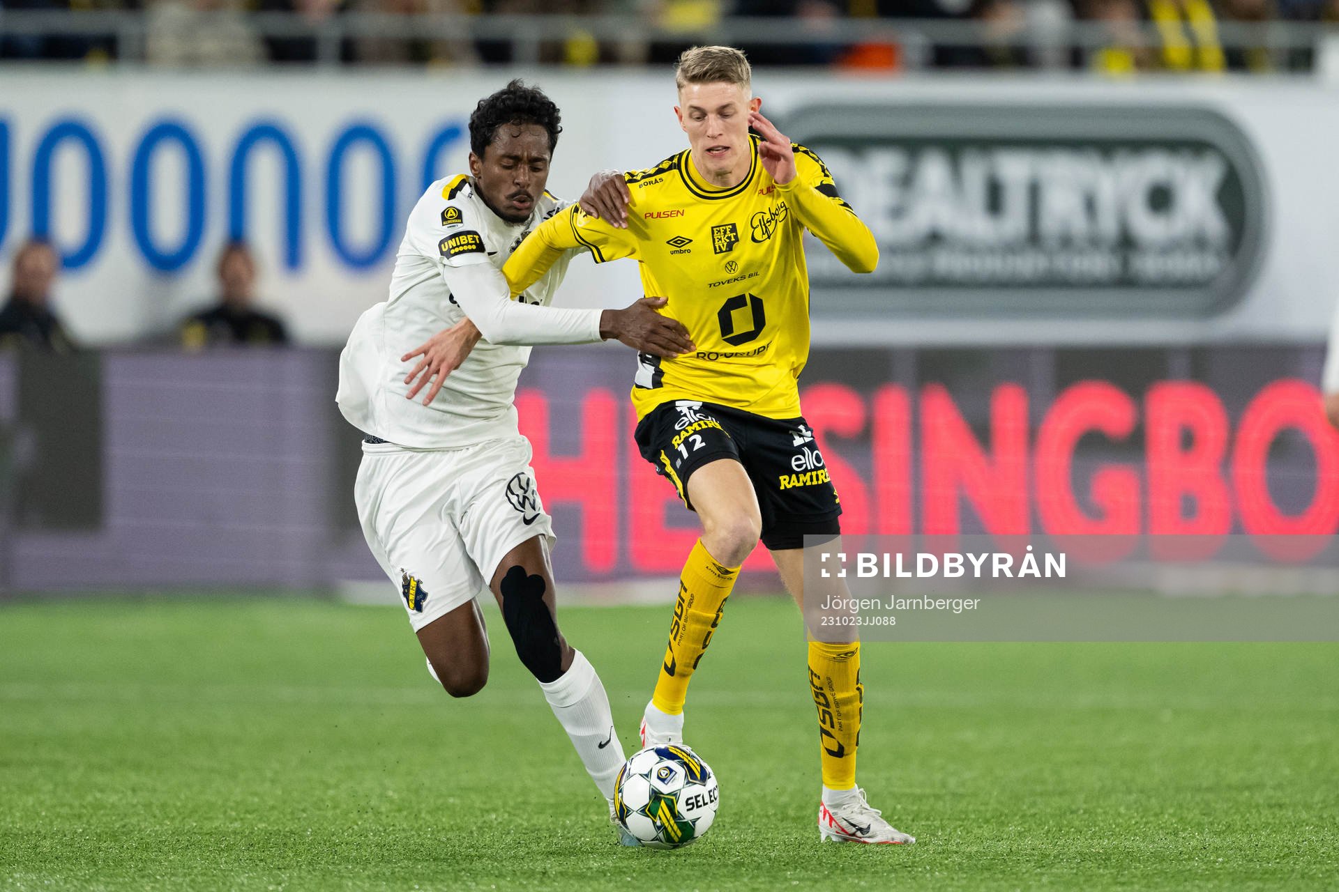 AIKs Abdihakin Ali och Elfsborgs Alexander Bernhardsson
