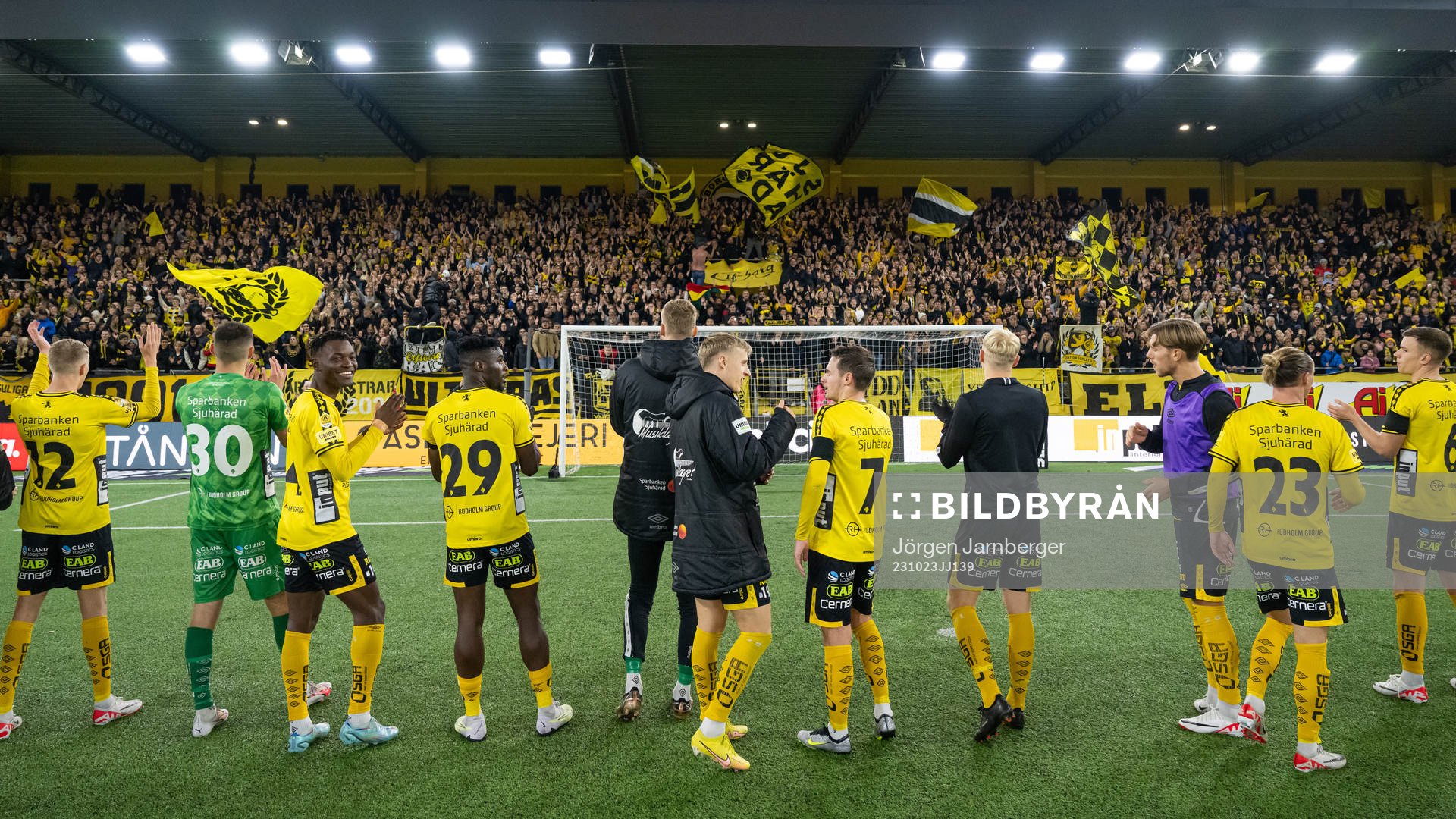 Elfsborgs spelare tackar publiken