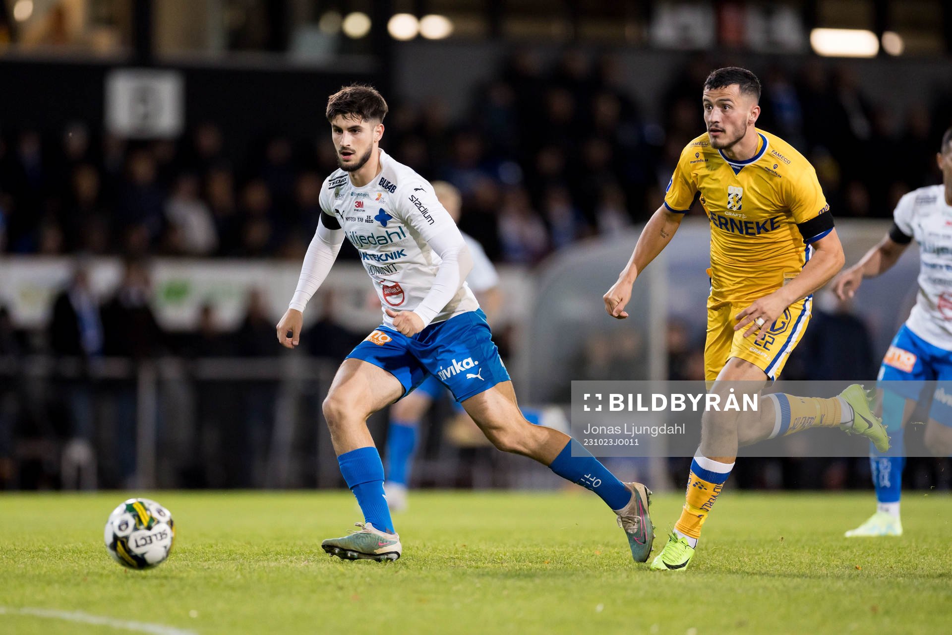 Värnamos Emin Grozdanic och IFK Göteborgs Astrit Selmani