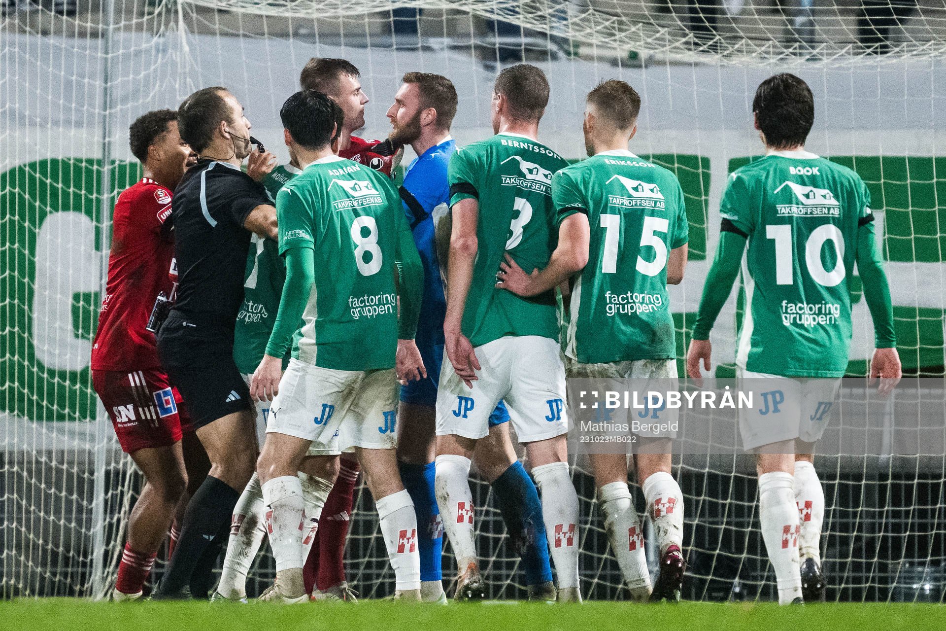 Skövde AIKs Filip Schyberg och Jönköpings Södras