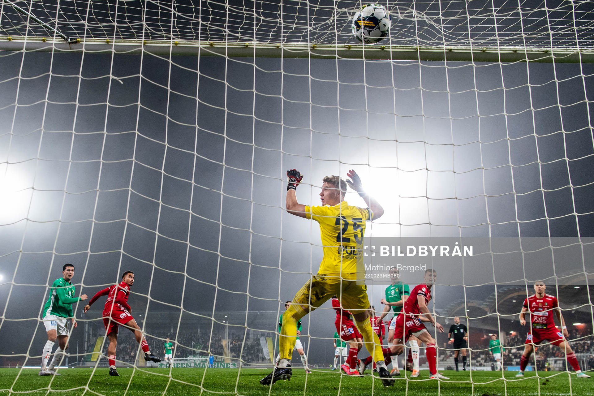 Jönköpings Södras Alexander Berntsson gör 1-0 bakom