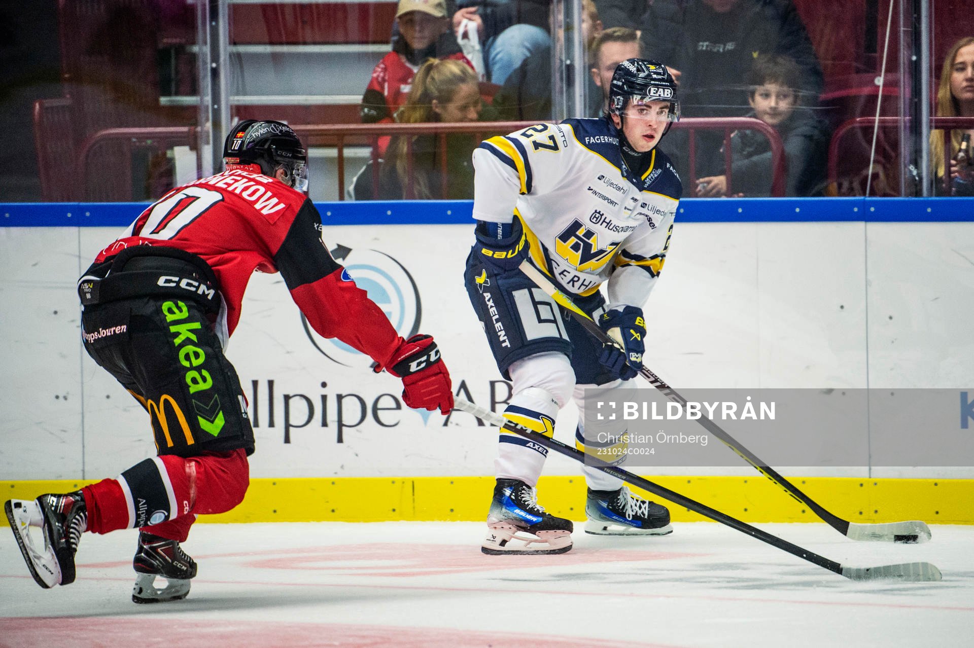 HV71s Robert Nardella mot Malmö Redhawks William Von