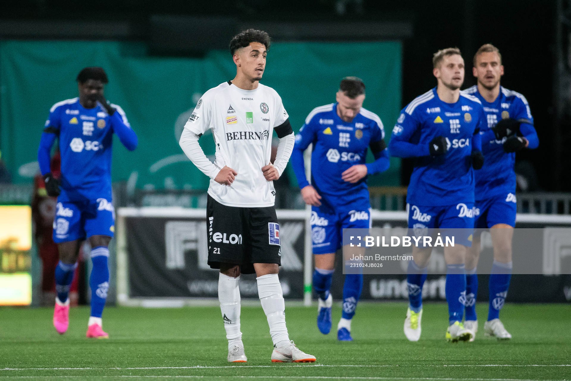 Örebros Elias Barsoum deppar