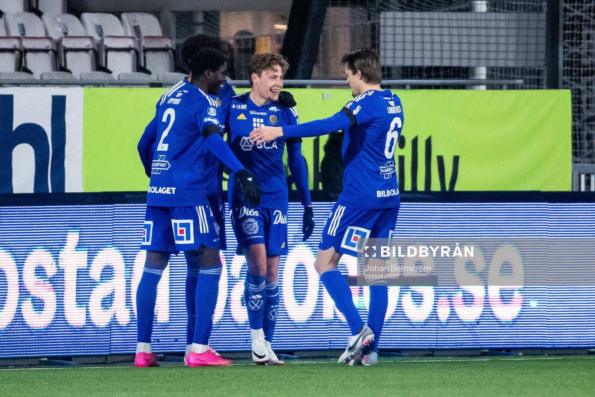 GIF Sundsvalls Jesper Carström jublar