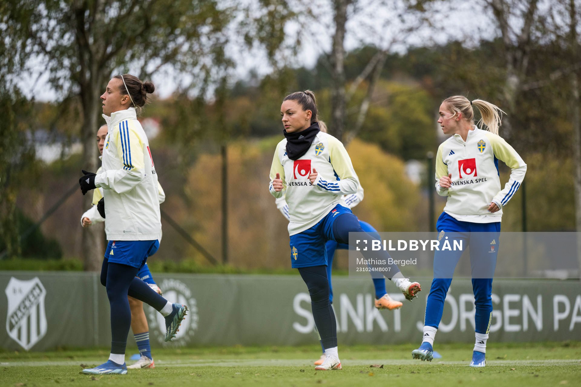 Johanna Rytting Kaneryd and Hanna Lundkvist of Sweden