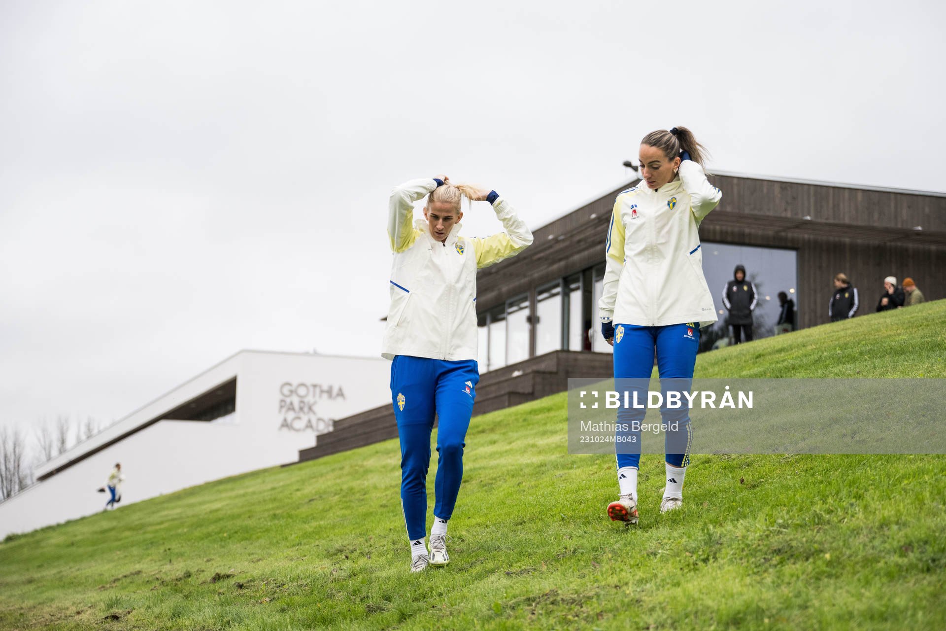 Sofia Jakobsson and Kosovare Asllani of Sweden