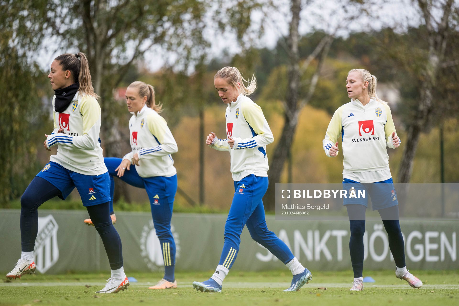 Johanna Rytting Kaneryd, Hanna Lundkvist and Josefine