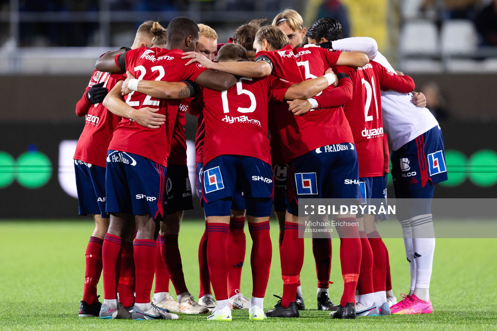 Öster samlade innan fotbollsmatchen i Superettan mellan