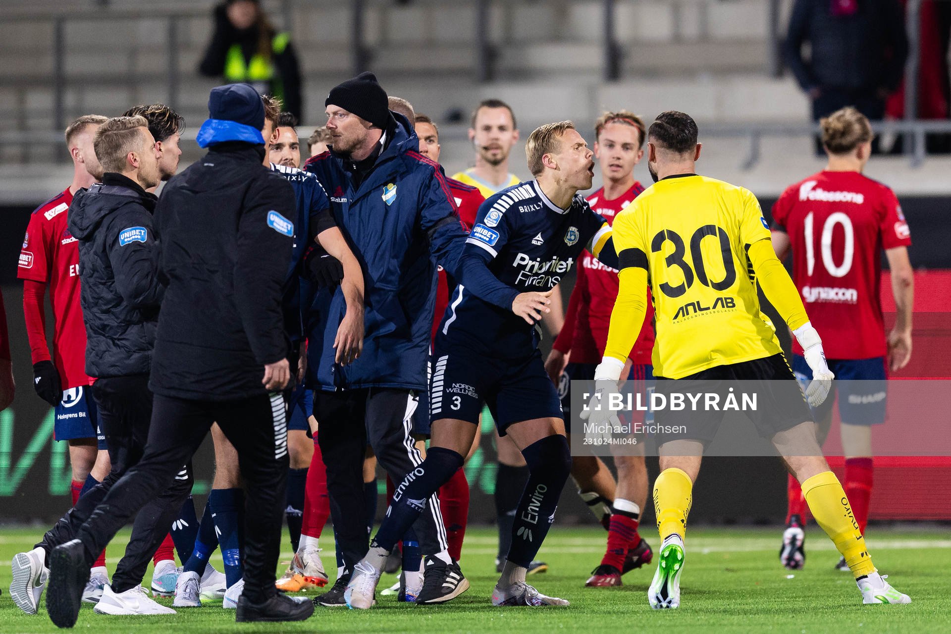 Irriterat mellan lagen