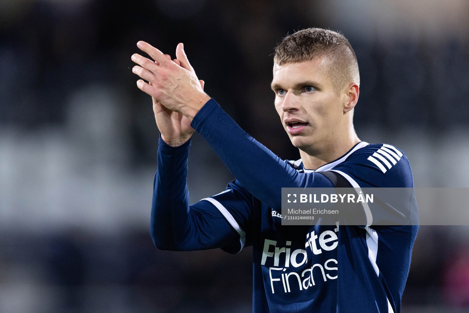 Utsiktens Lucas Hedlund jublar