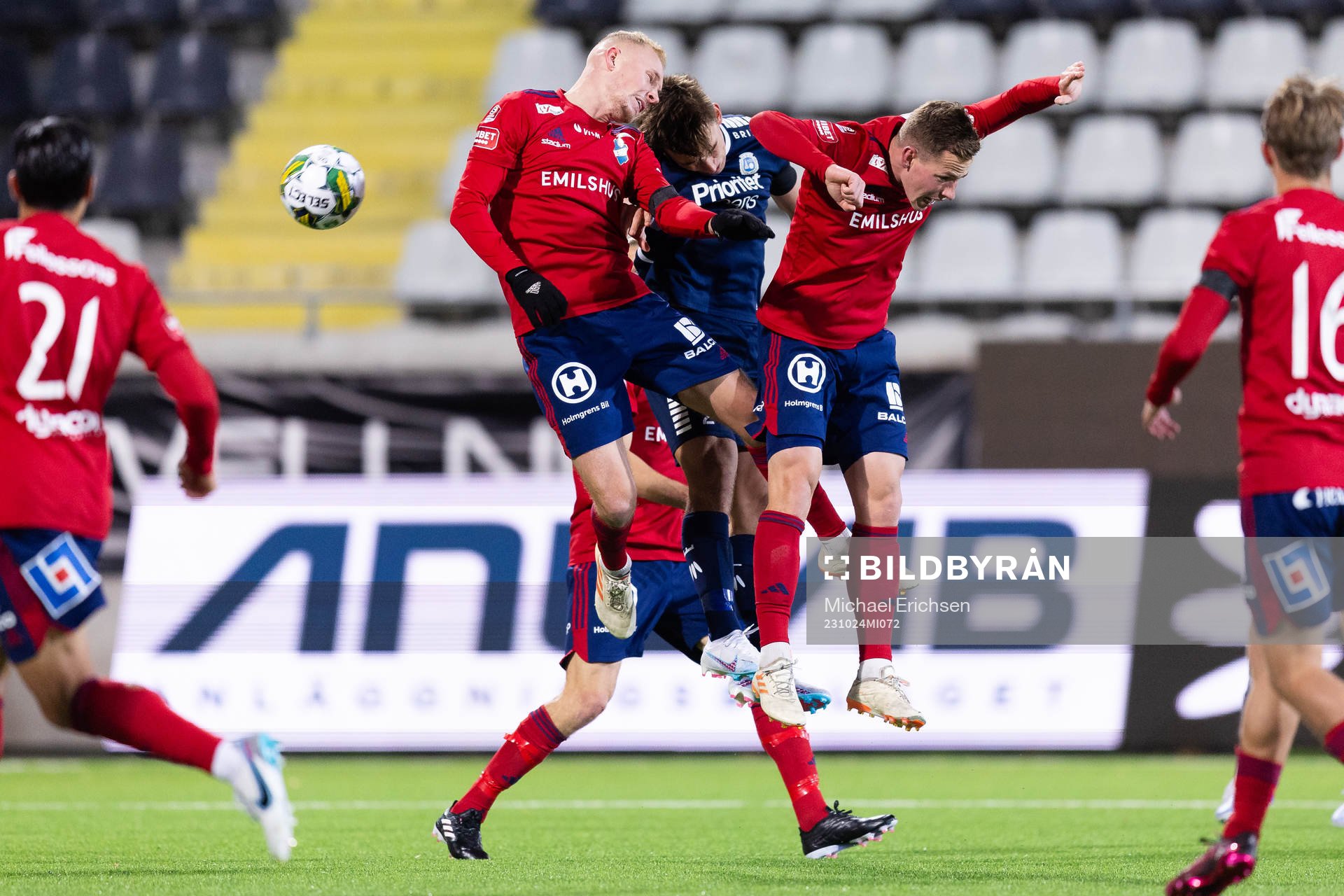 Östers Adam Bergmark Wiberg och Alex Thor Hauksson