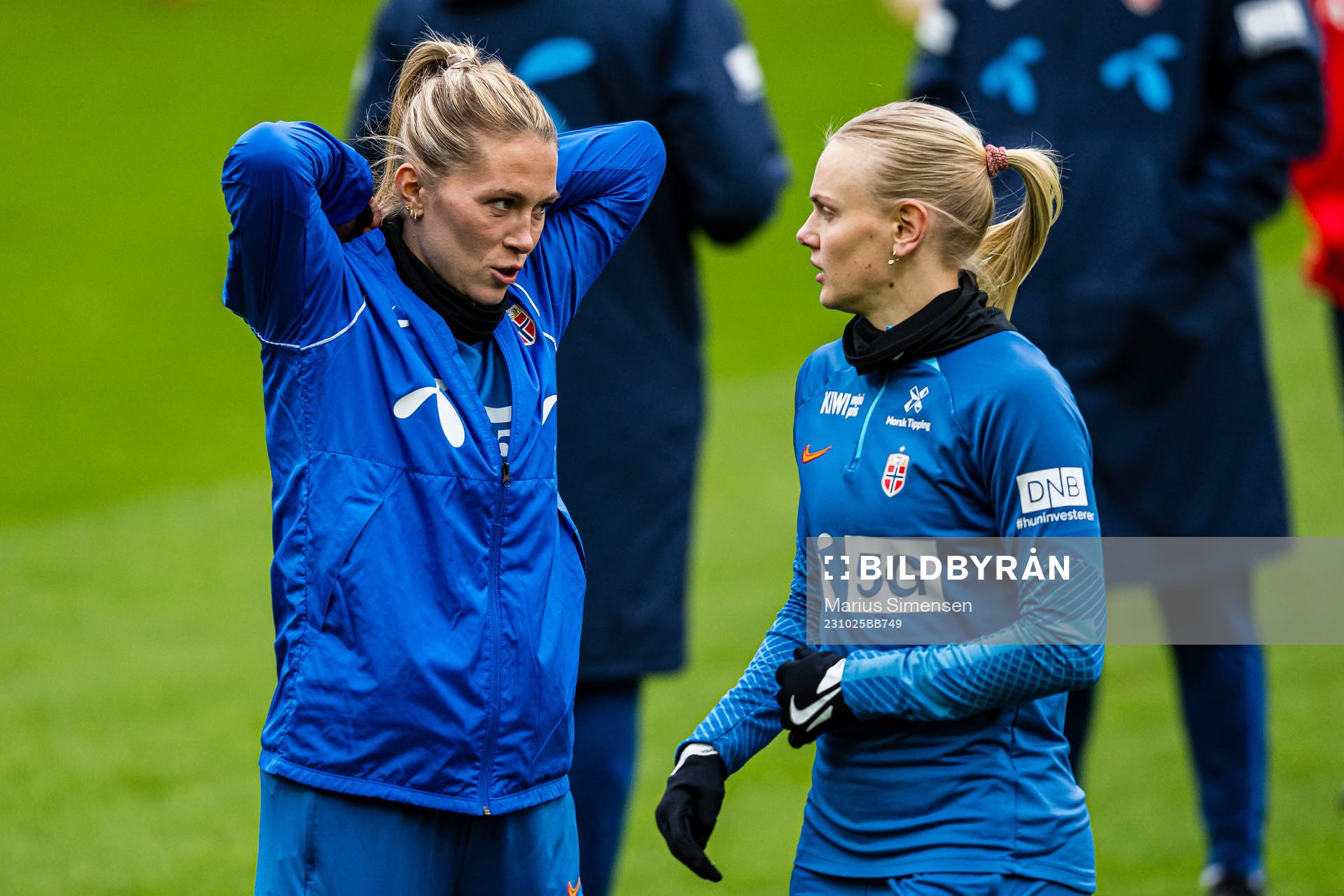 Mimmi Löfwenius Veum and Karina Sævik of the Norwegian