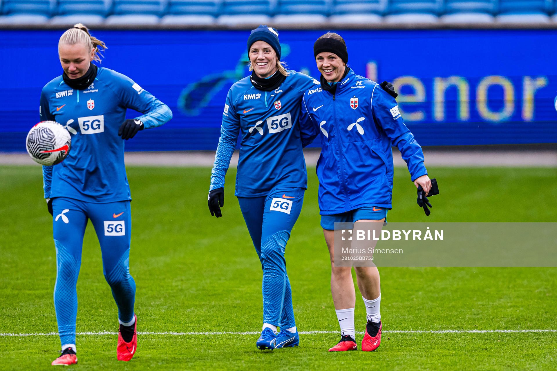 Maren Nævdal Mjelde and Tuva Hansen of the Norwegian