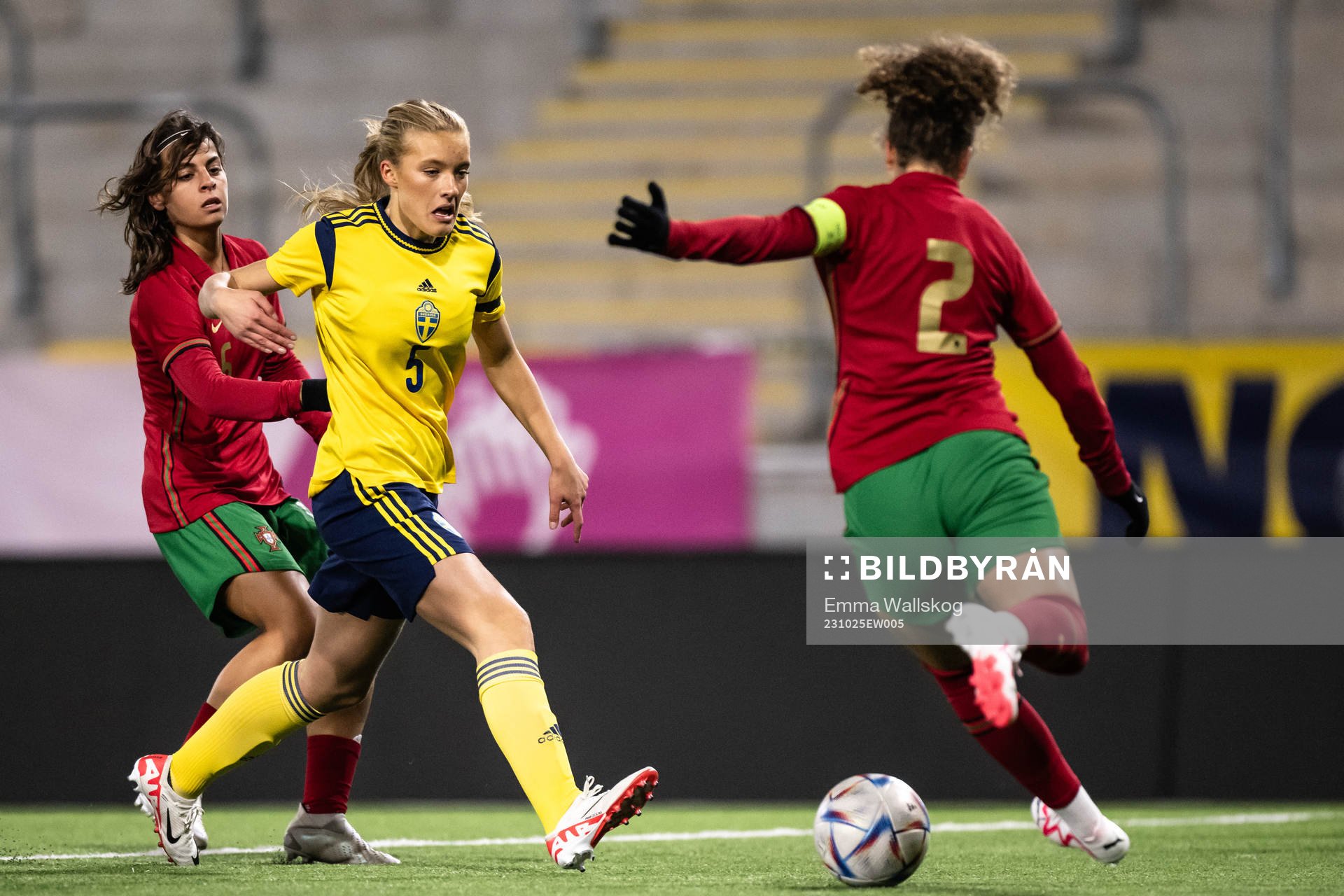 Smilla Holmberg of Sweden