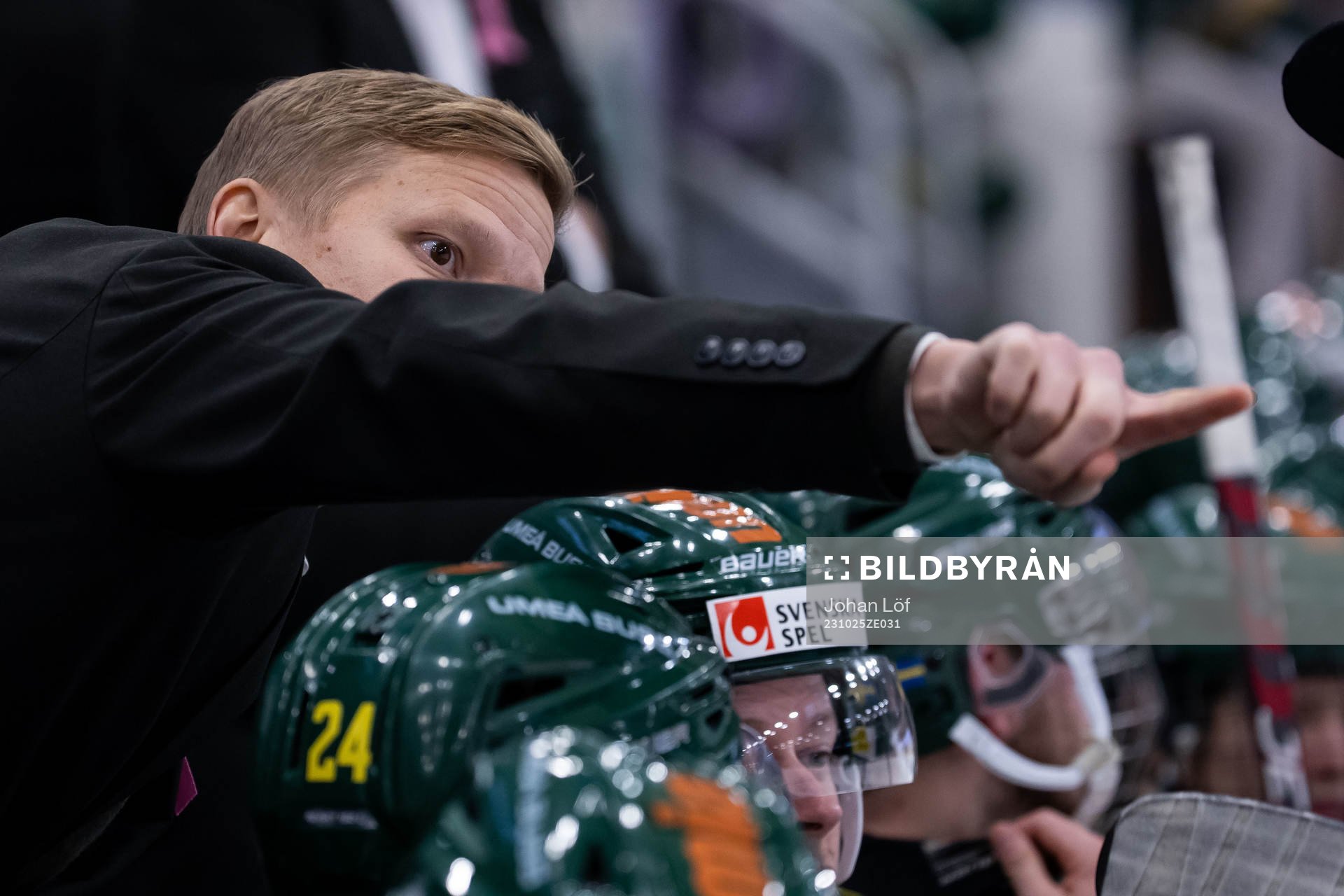 Björklövens assisterande tränare Robert Lahti