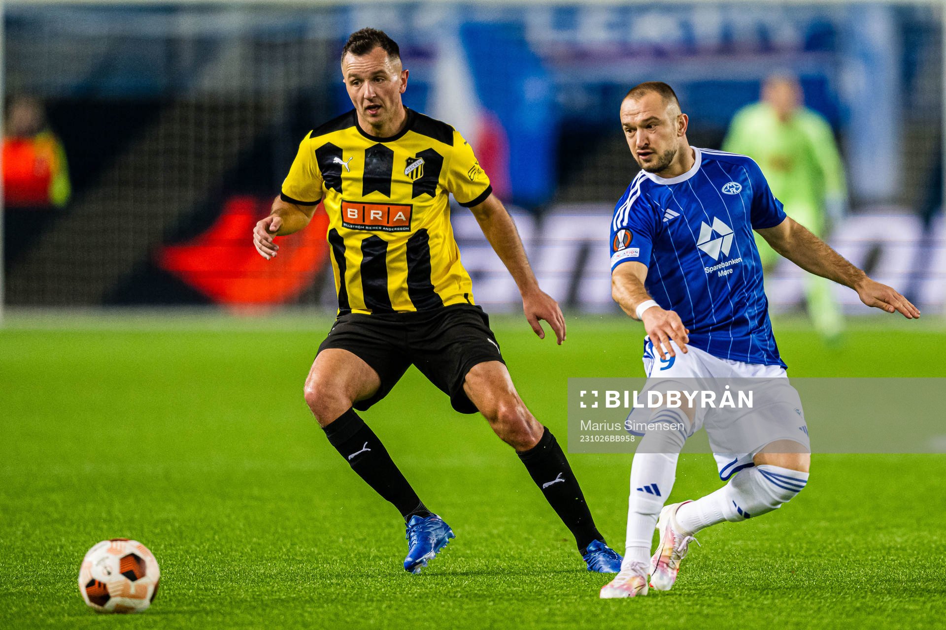 Even Hovland of Häcken and Veton Berisha of Molde