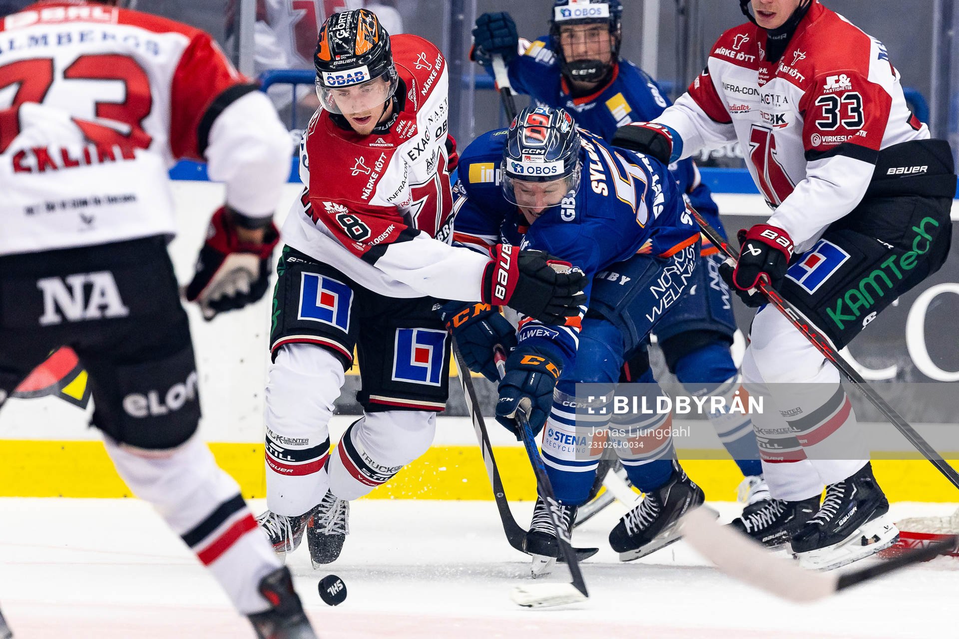 Örebros Samuel Johannesson och Växjös Emil Sylvegård