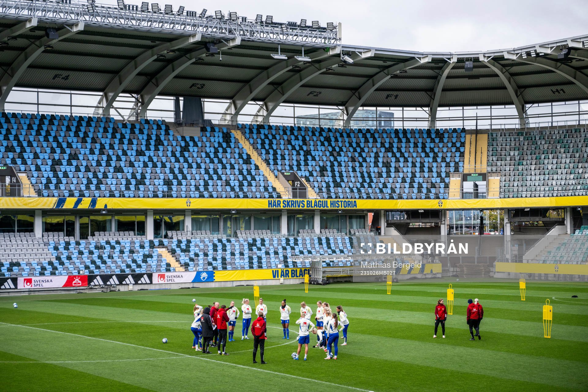 Players of the Swedish women's national football team gather