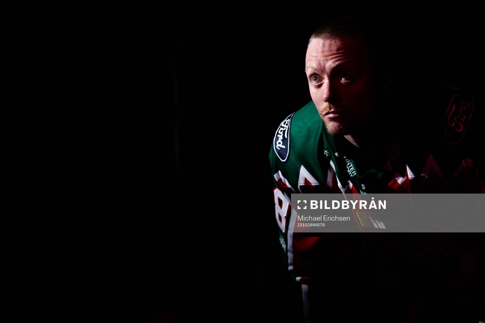 Frölundas Carl Klingberg innan ishockeymatchen i SHL