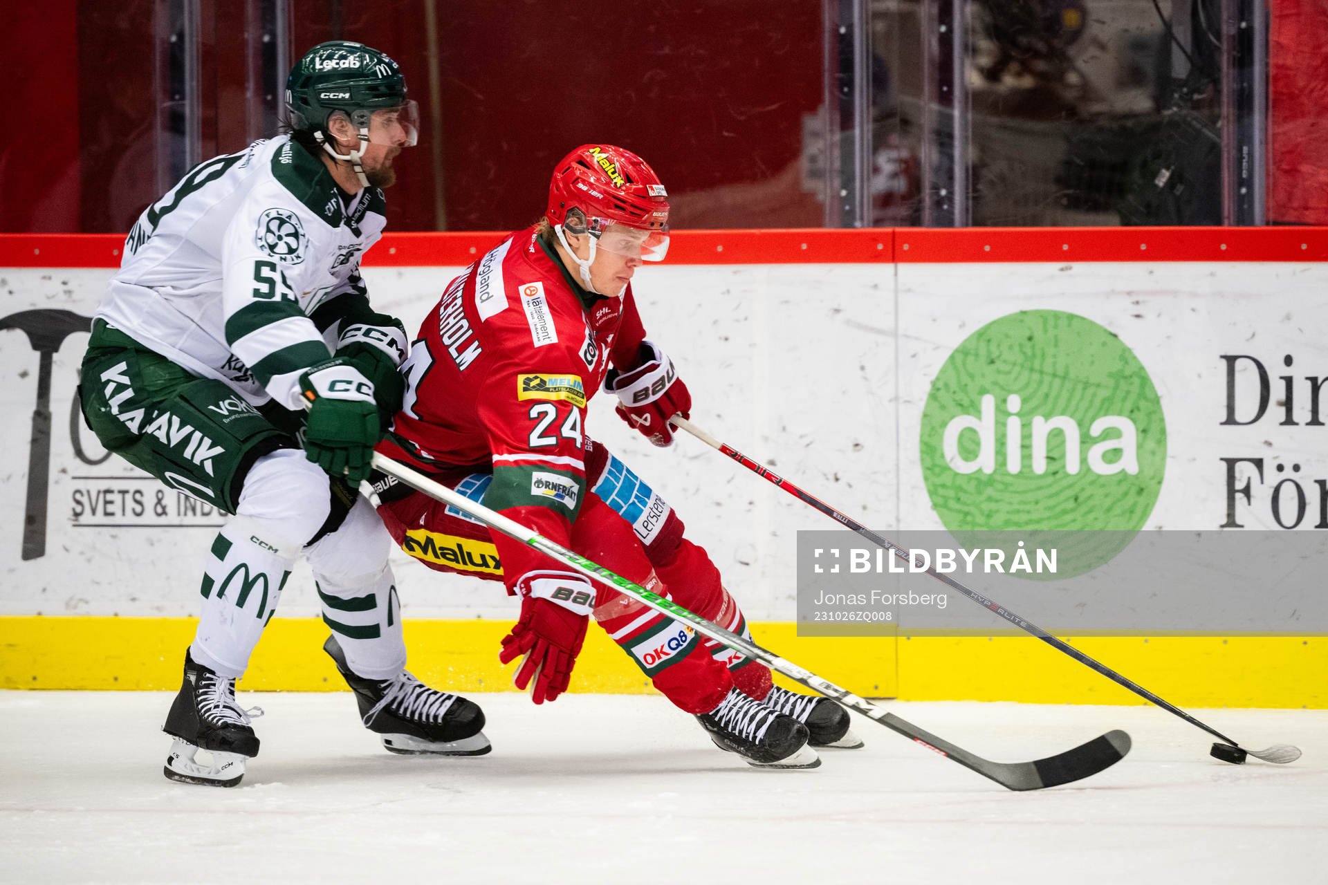 Färjestads Linus Johansson och MoDos Erik Walli Walterholm