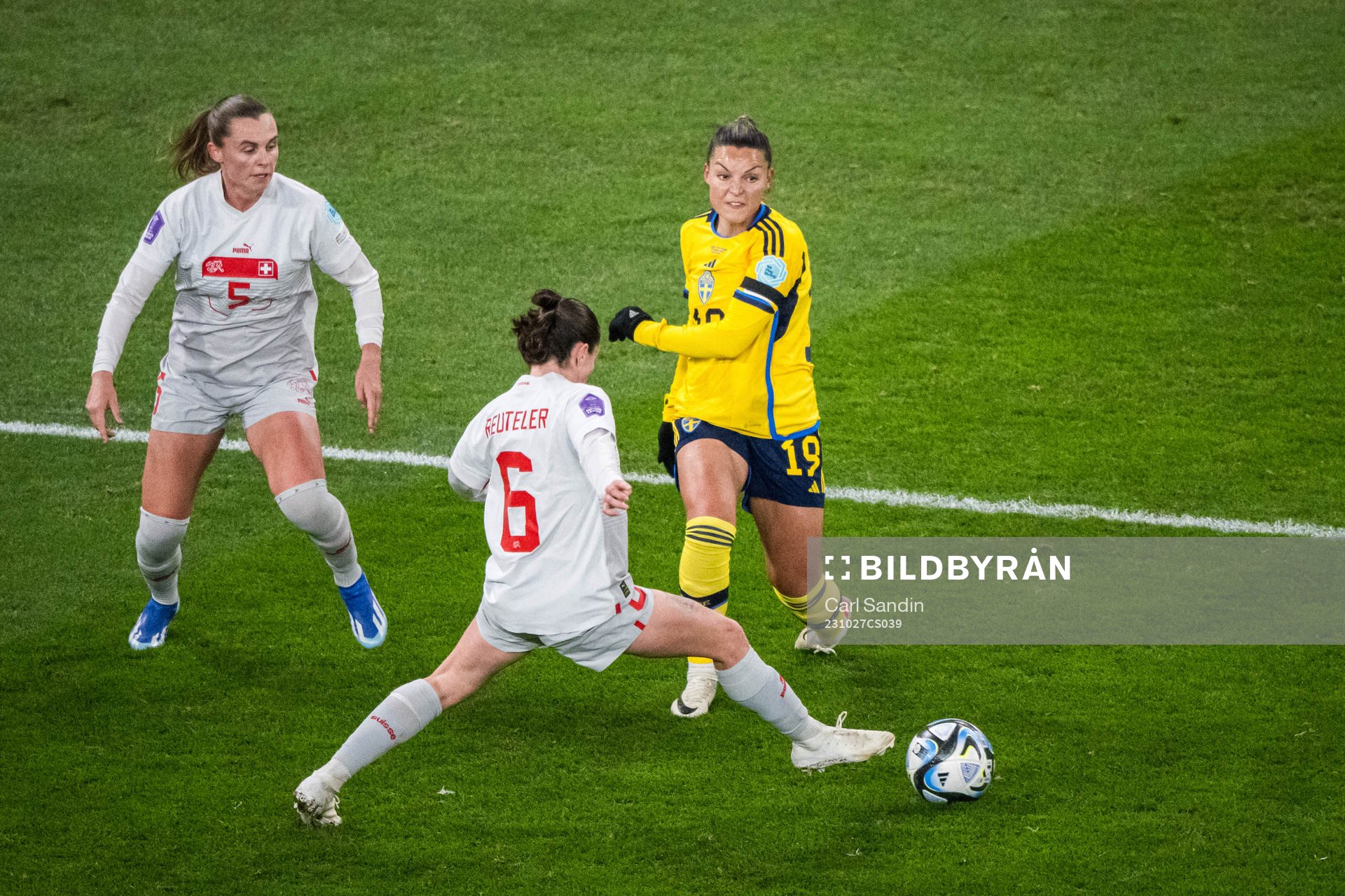 Noelle Maritz and Géraldine Reuteler of Switzerland and