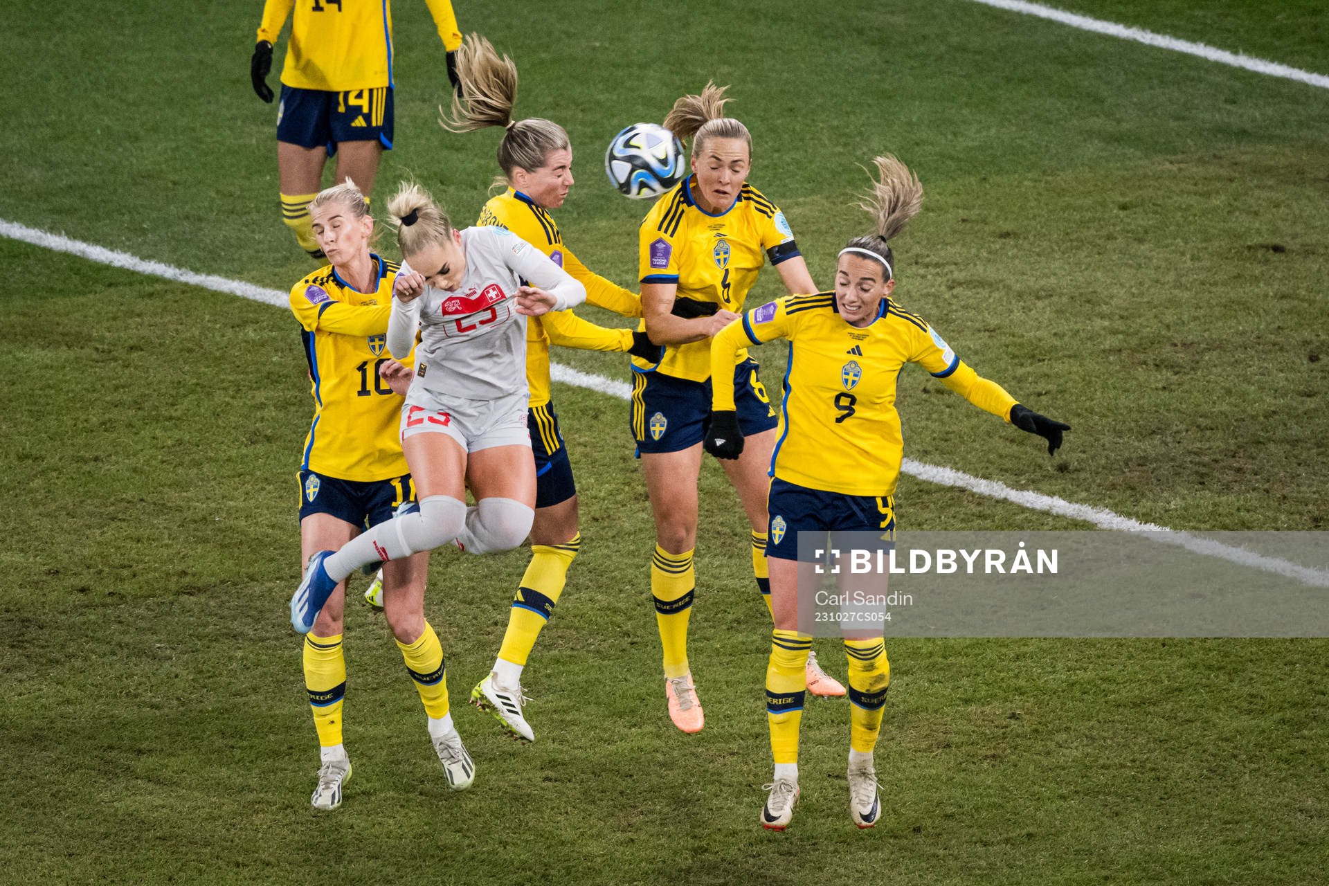 Sofia Jakobsson, Linda Sembrant, Magdalena Eriksson, and