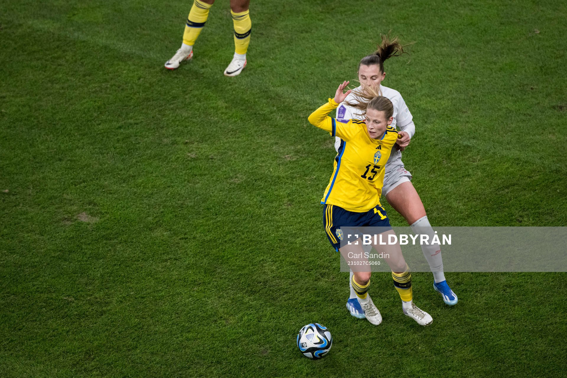 Anna Anvegård of Sweden and Noelle Maritz of Switzerland