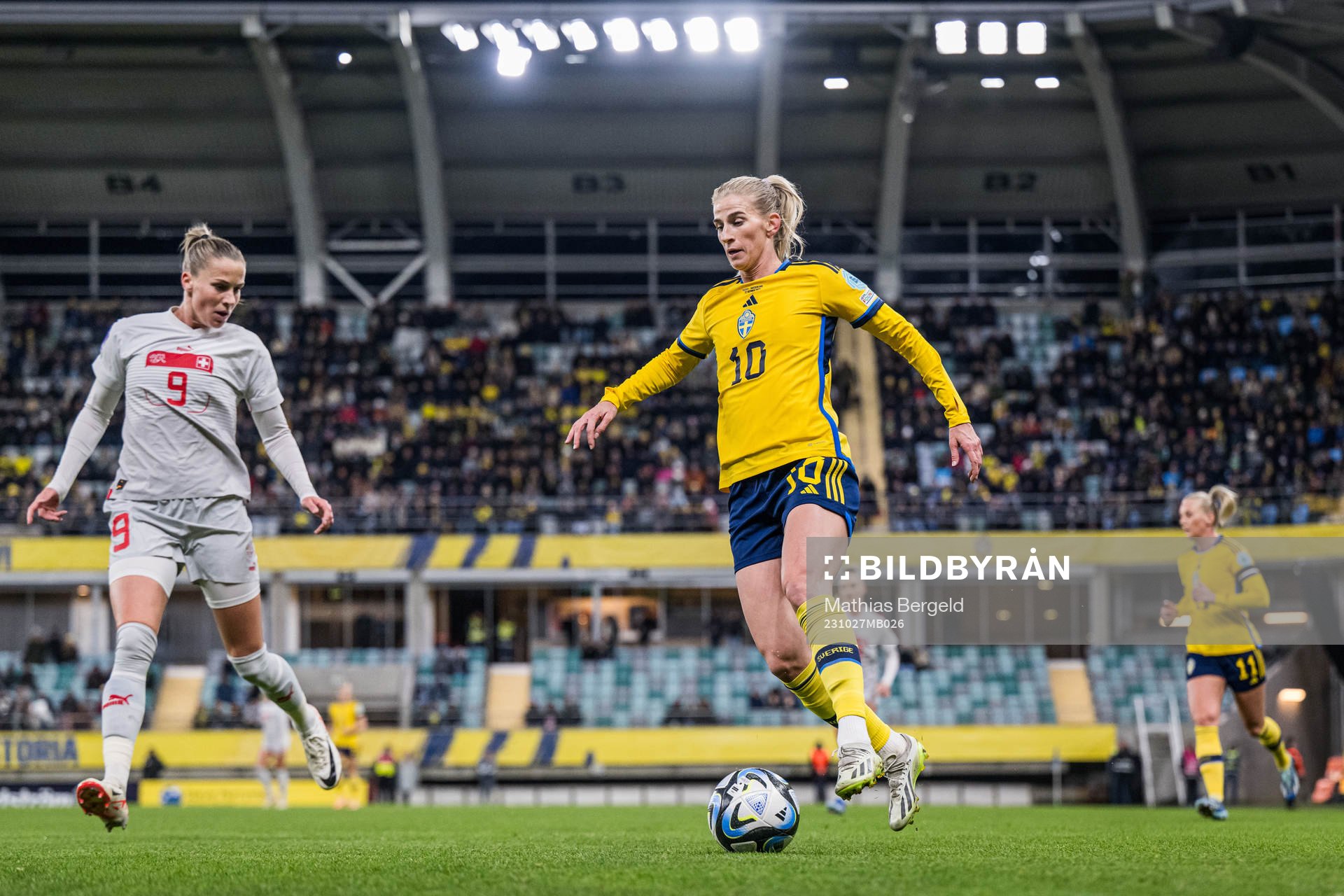 Ana-Maria Crnogorcevic of Switzerland and Sofia Jakobsson
