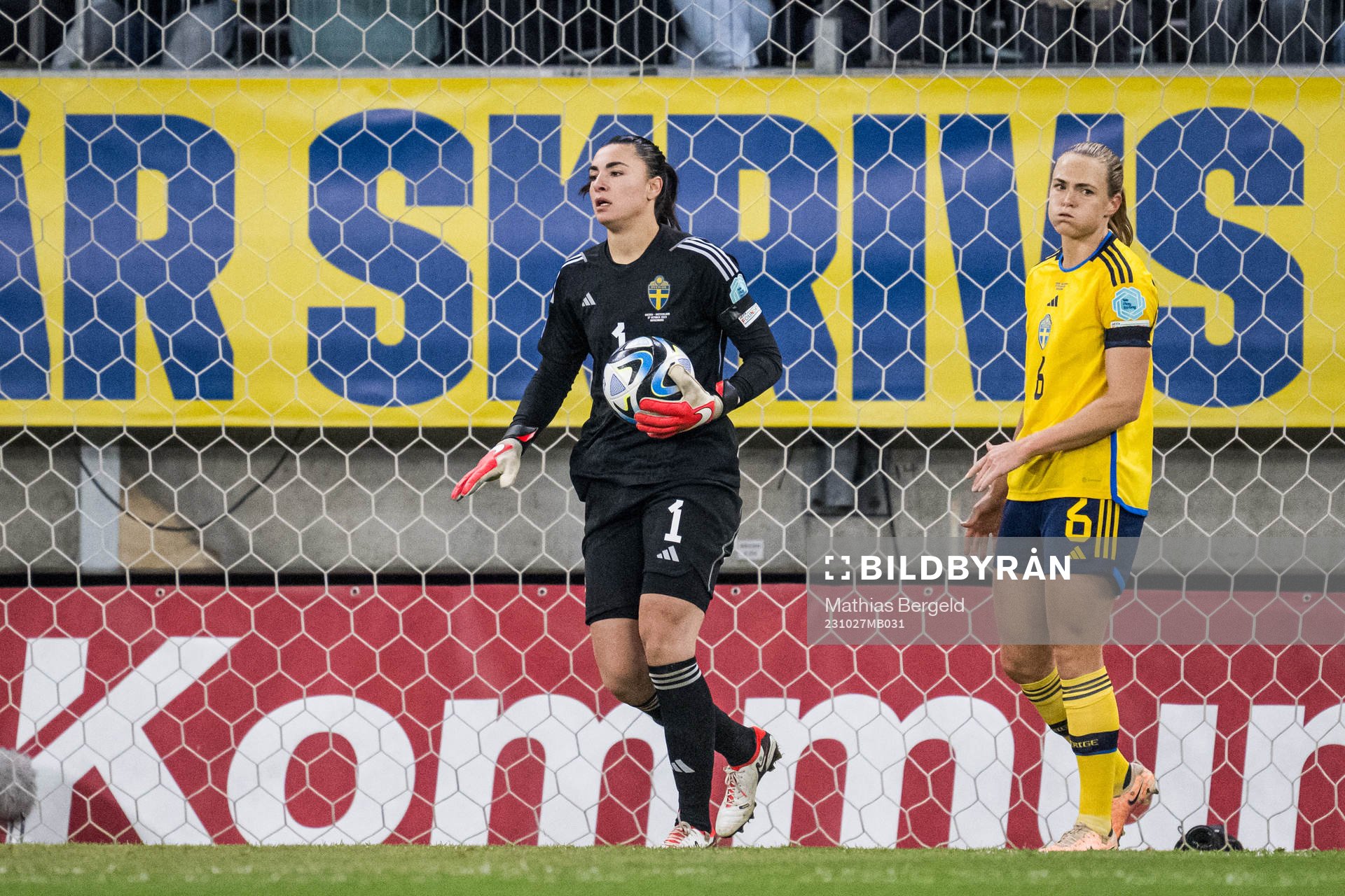 Goalkeeper Zecira Musovic and Magdalena Eriksson of Sweden