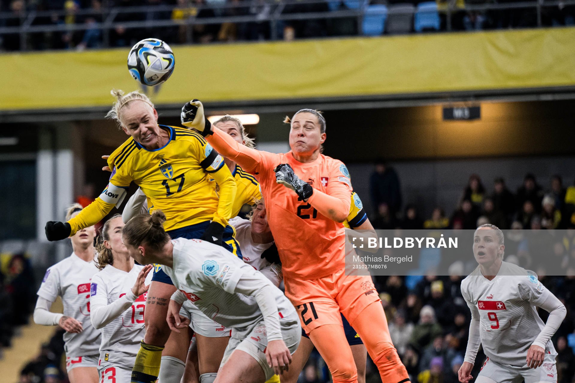 Anna Anvegård of Sweden and Sandrine Mauron of Switzerland