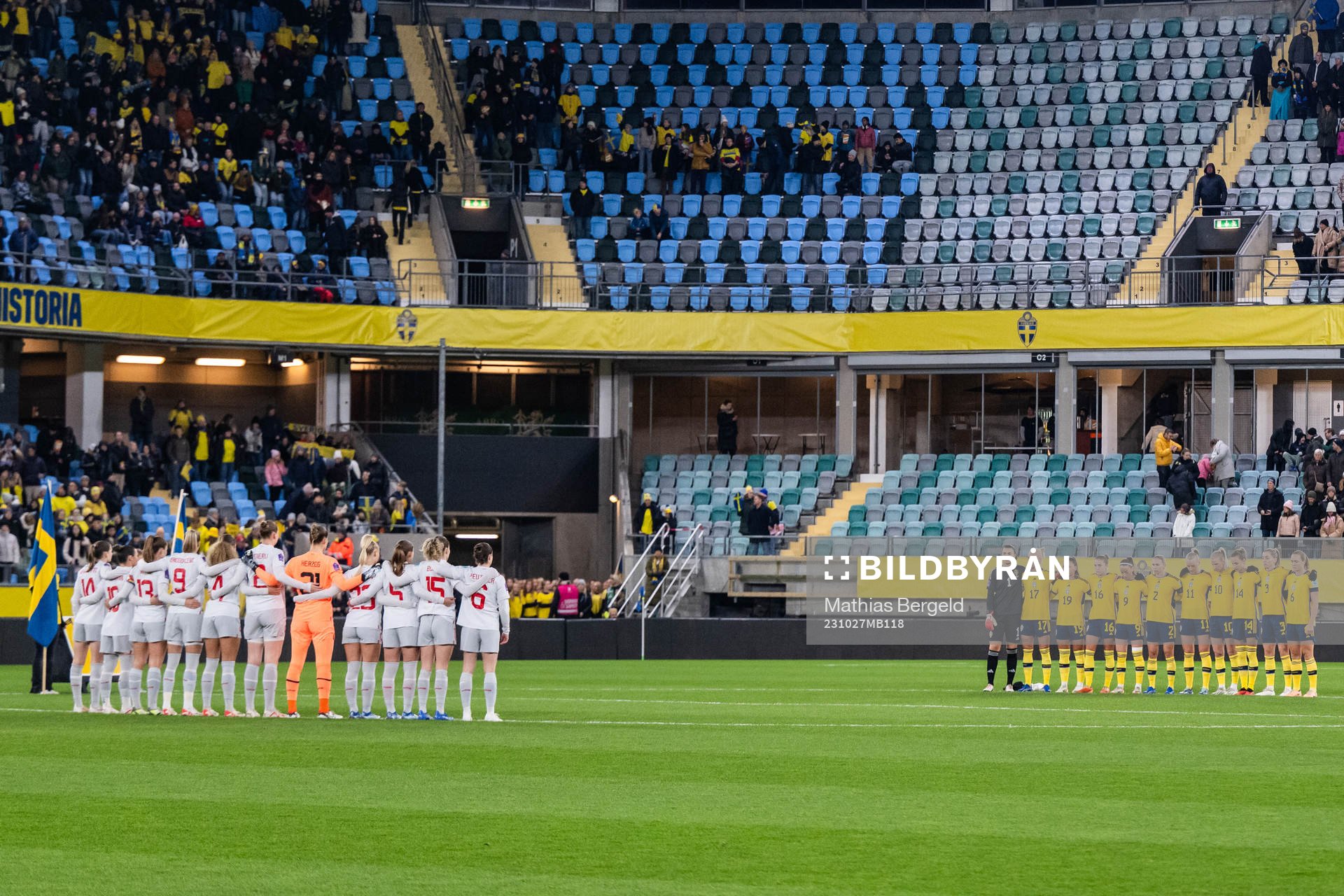 Players of Switzerland and of Sweden