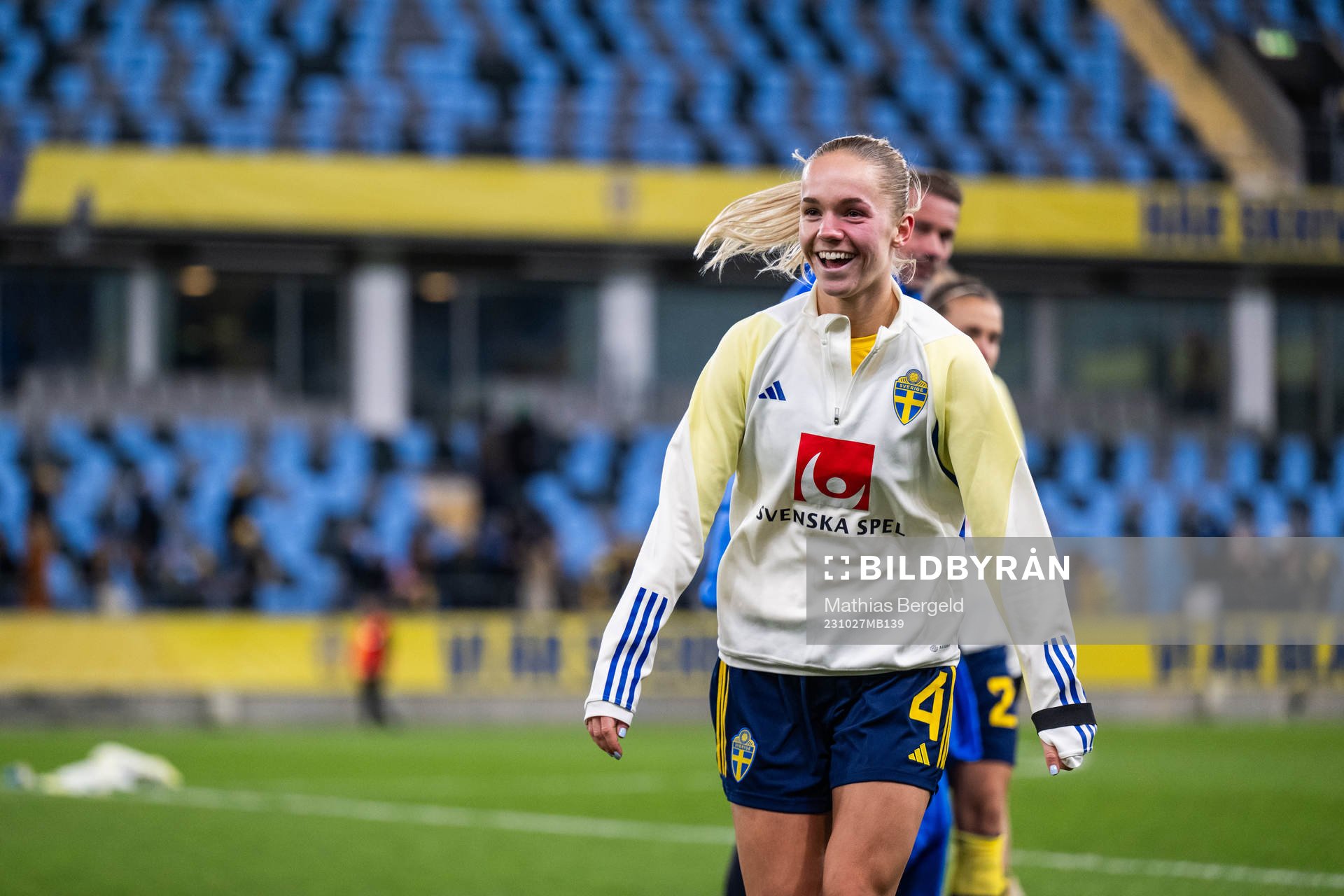 Hanna Lundkvist of Sweden celebrates