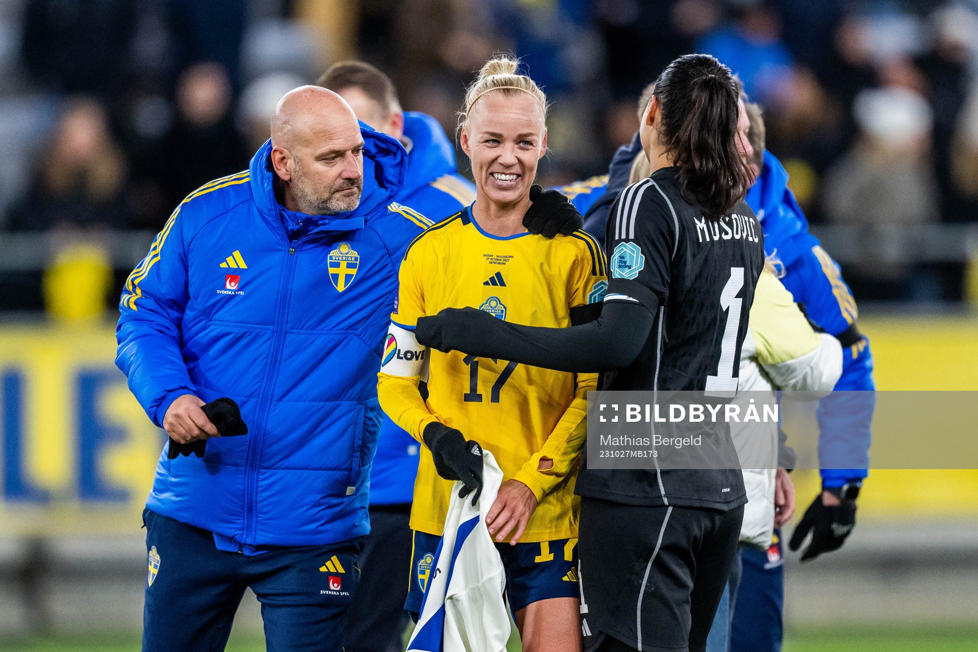 Assistant coach Magnus Wikman, Caroline Seger and