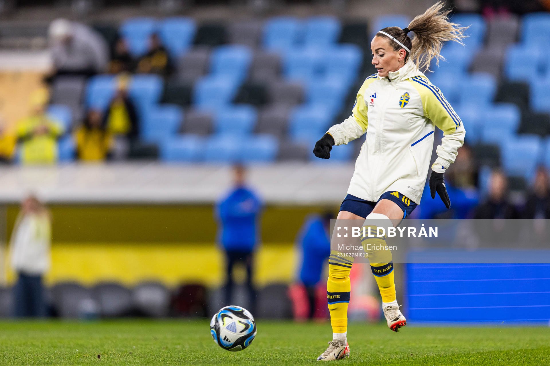 Kosovare Asllani of Sweden