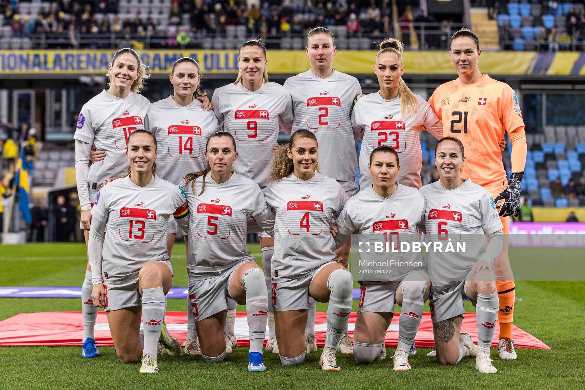 The players of Switzerland pose for a photo