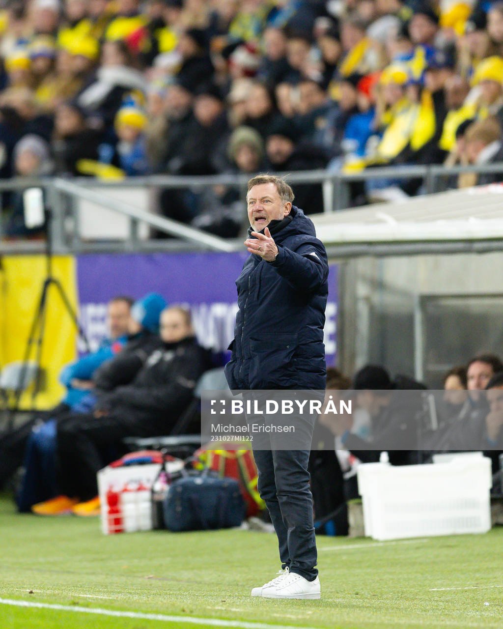 Head coach Peter Gerhardsson of Sweden