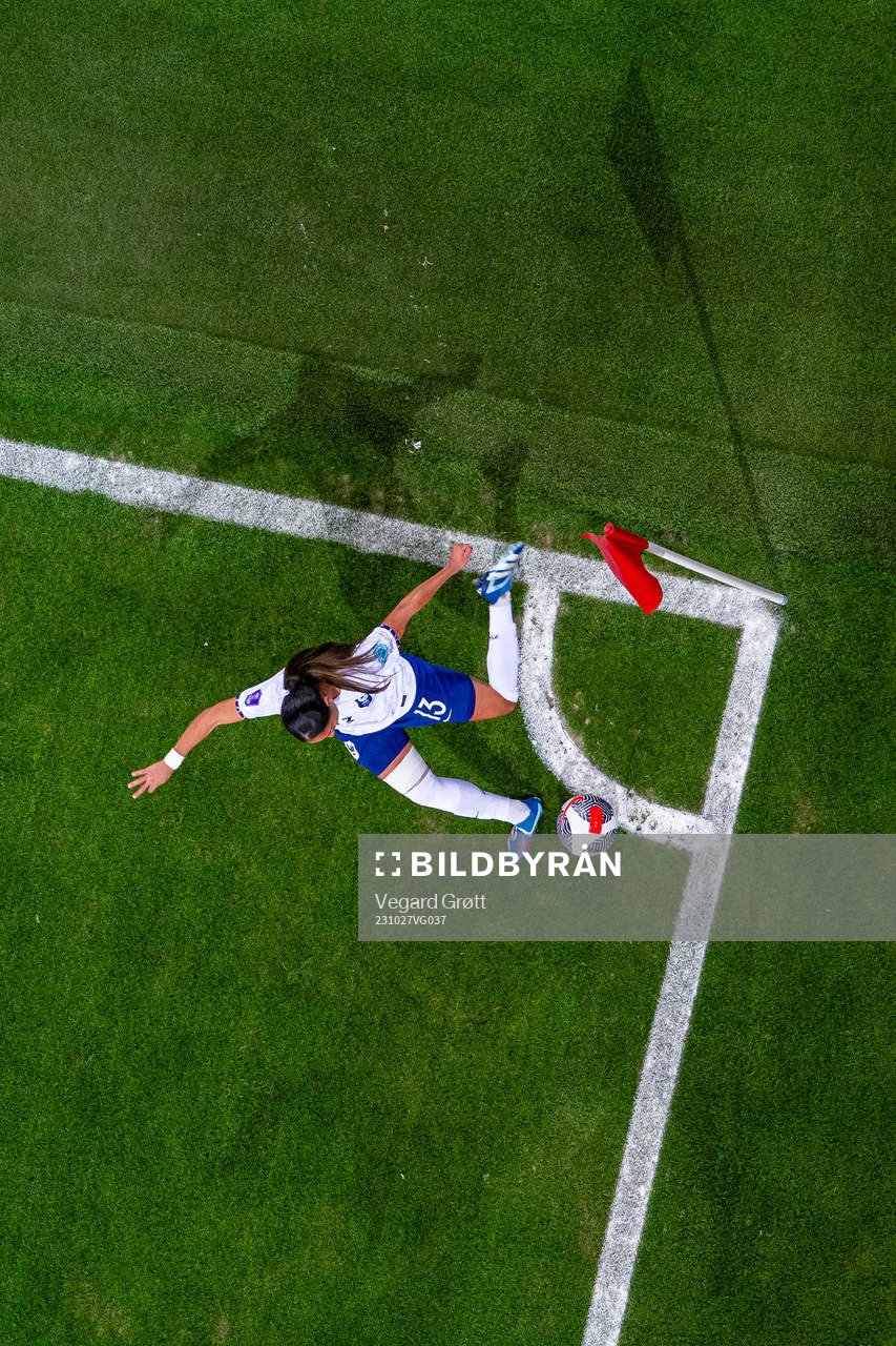 Selma Bacha of France takes a corner kick