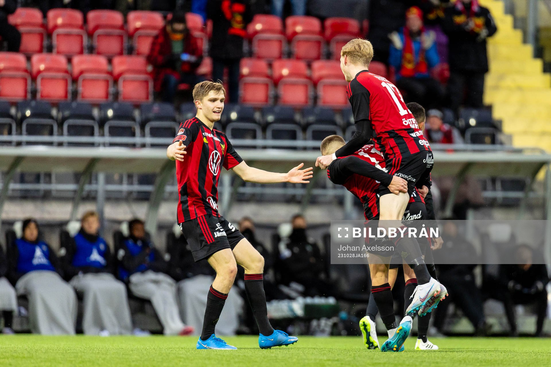 Östersunds Mykola Musolitin jublar