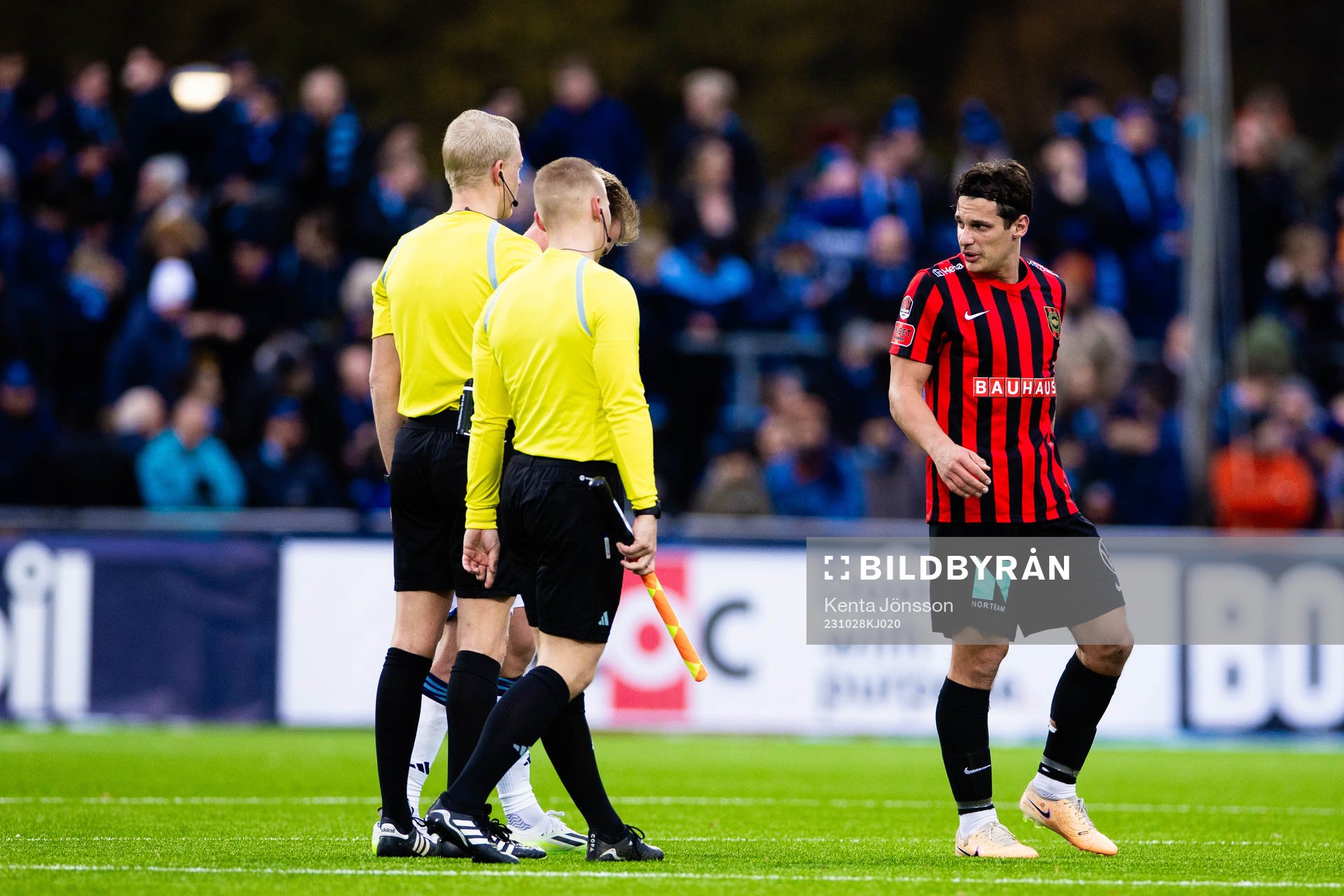 Brommapojkarnas Kevin Ackermann deppar