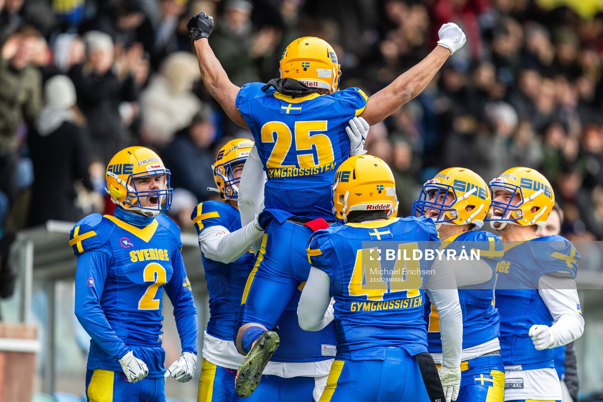 Oliver Lundberg of Sweden celebrates with team mates