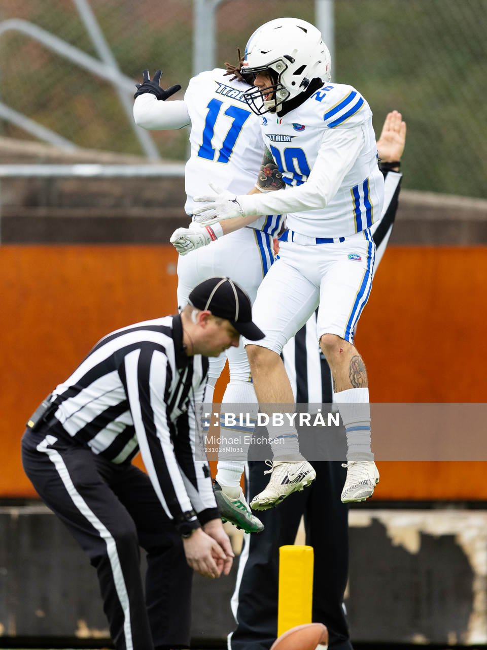 Simone Alinovi of Italy celebrates