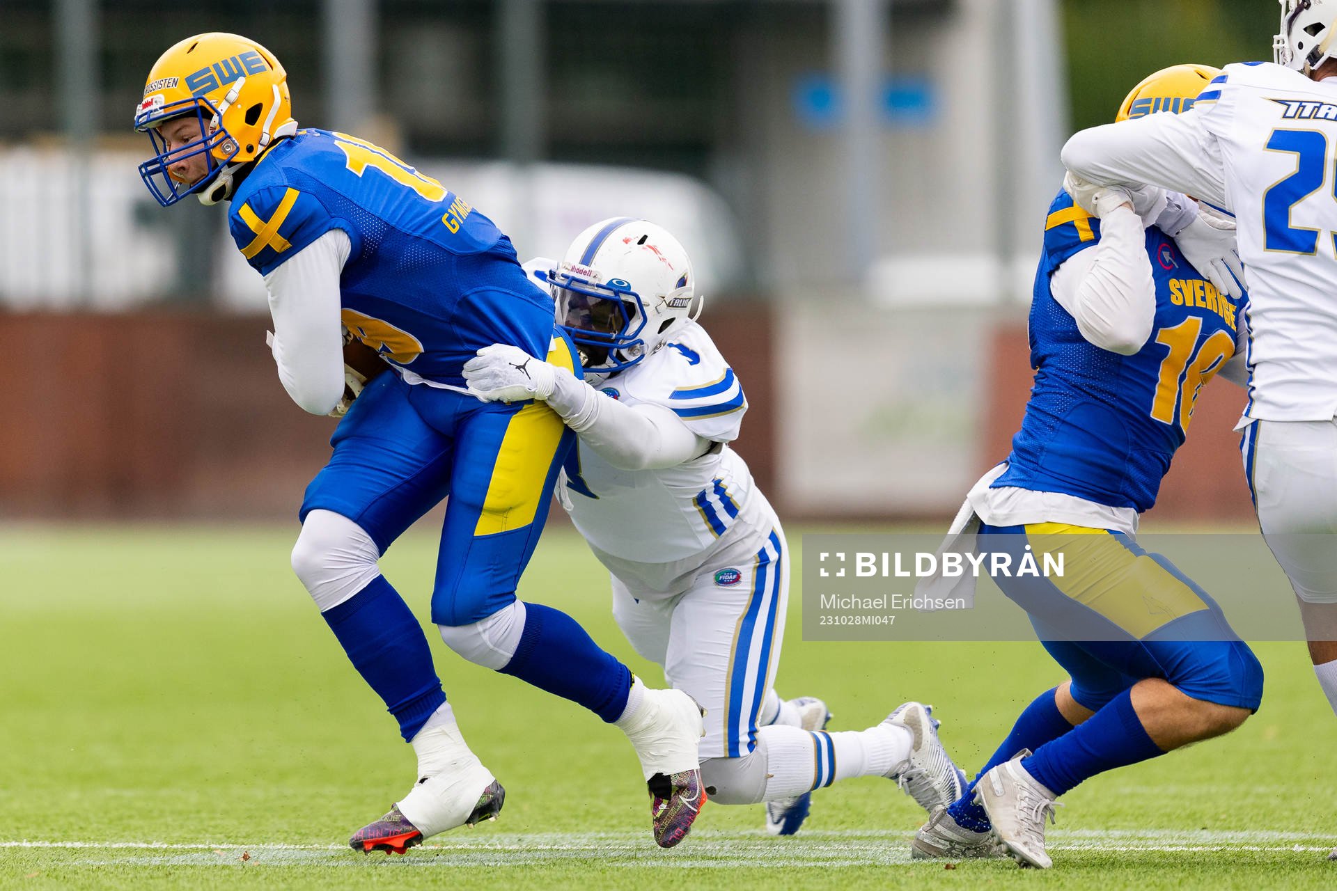 Michiel Abera Jote of Italy and Anton Jallai of Sweden