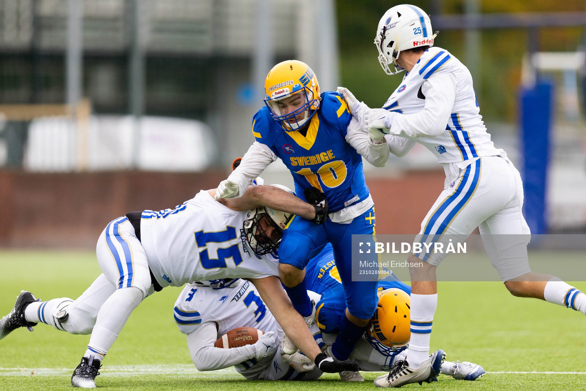 Michiel Abera Jote of Italy and Gianmarco Grossi against