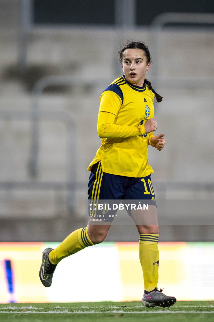 Victoria Svanström of Sweden
