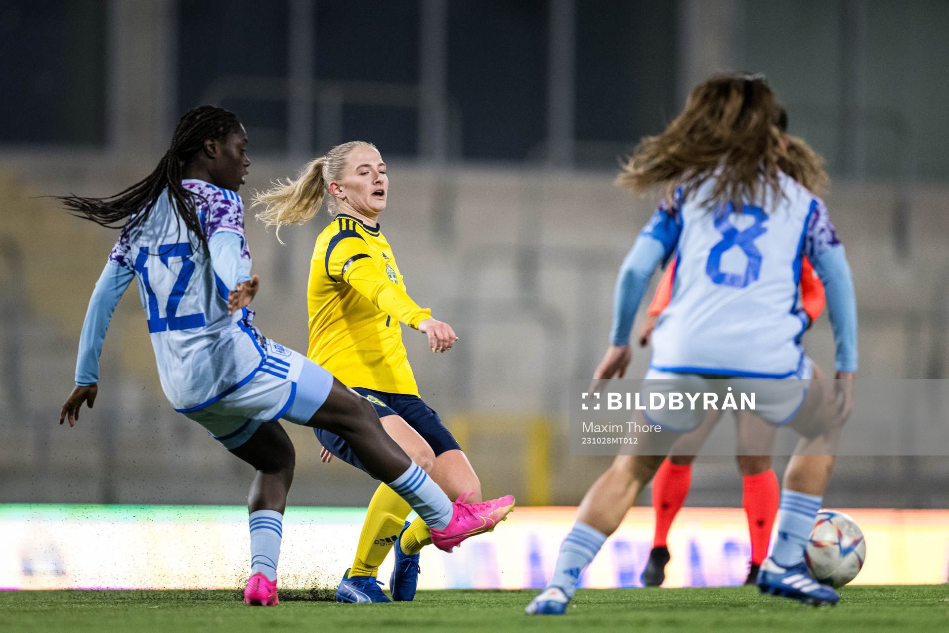 Aicha of Spain and Tuva Skoog of Sweden